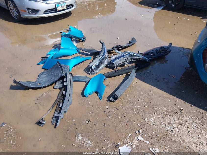 TOYOTA PRIUS PRIME - zdjęcie 12