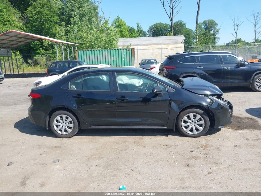 TOYOTA COROLLA - zdjęcie 13