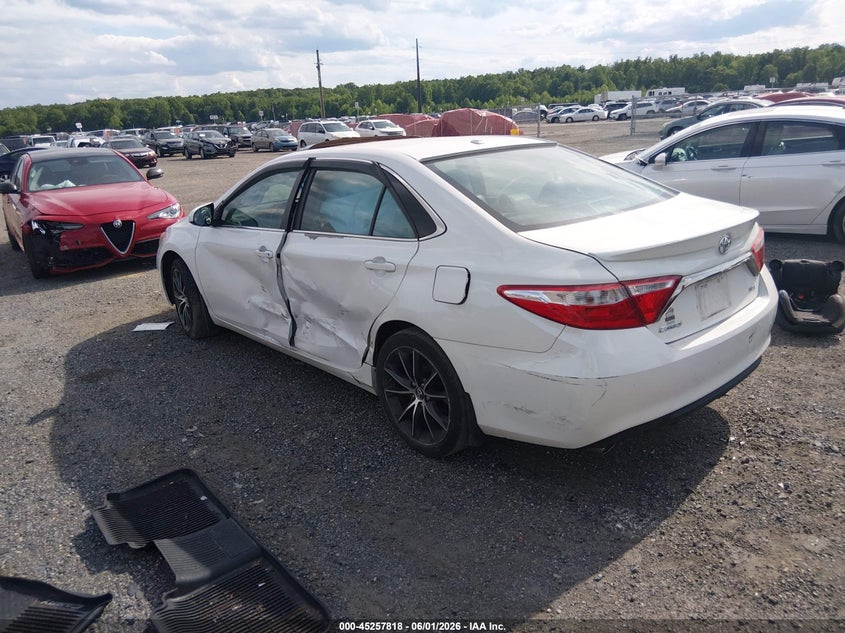 TOYOTA CAMRY - zdjęcie 3