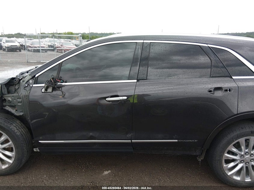 CADILLAC XT5 - zdjęcie 15