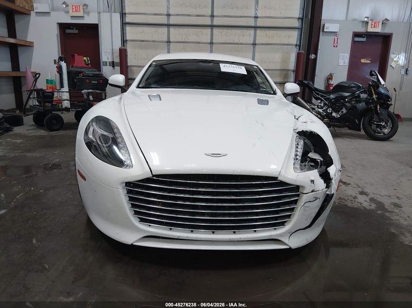 ASTON MARTIN RAPIDE S - zdjęcie 12