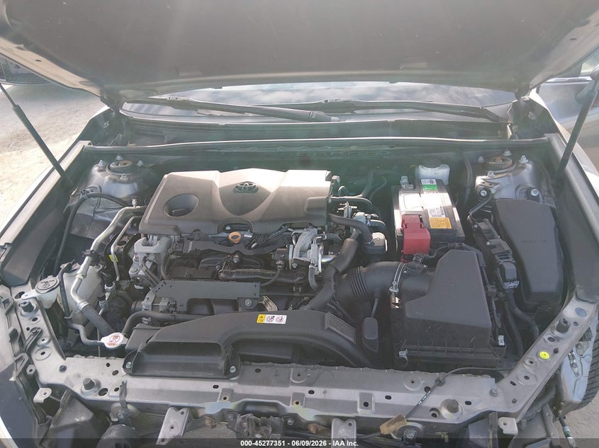 TOYOTA CAMRY - zdjęcie 10