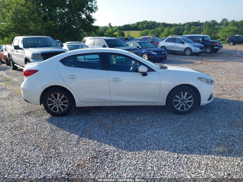 MAZDA MAZDA3 - zdjęcie 13