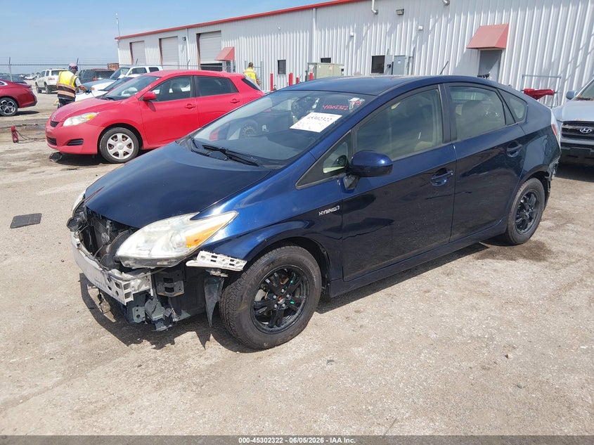 TOYOTA PRIUS - zdjęcie 2