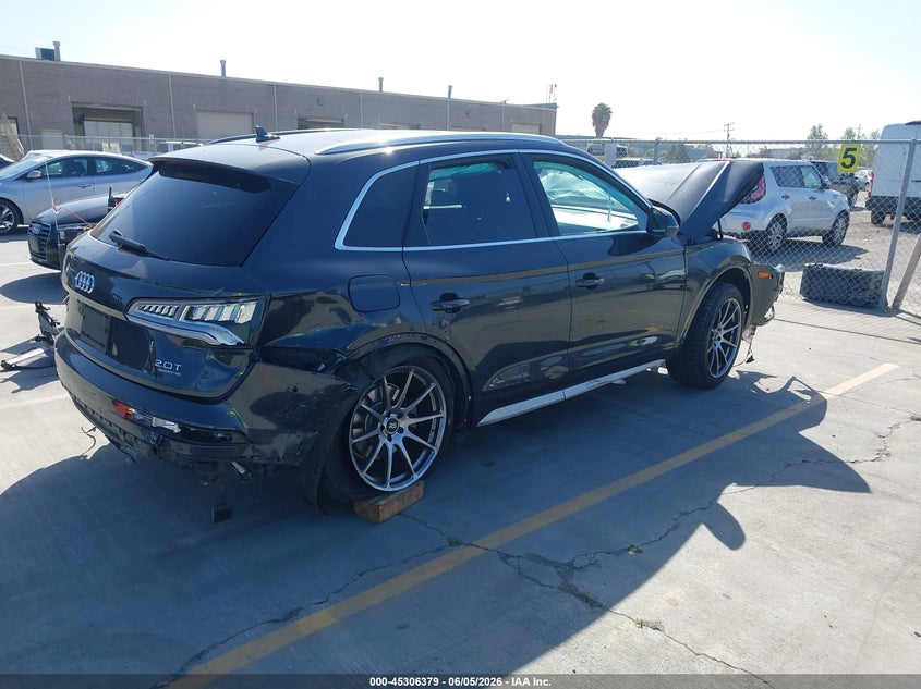 AUDI Q5 - zdjęcie 4