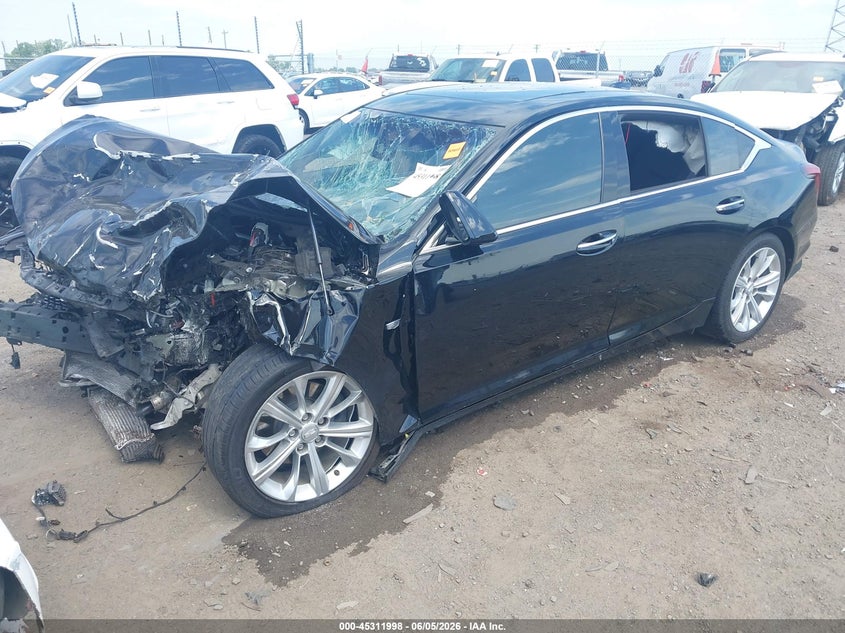 CADILLAC CT5 - zdjęcie 2