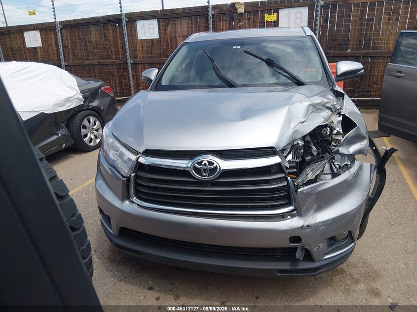 TOYOTA HIGHLANDER - zdjęcie 13
