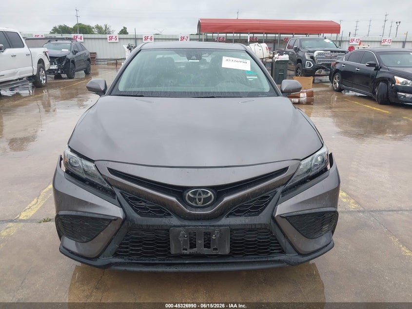 TOYOTA CAMRY - zdjęcie 13