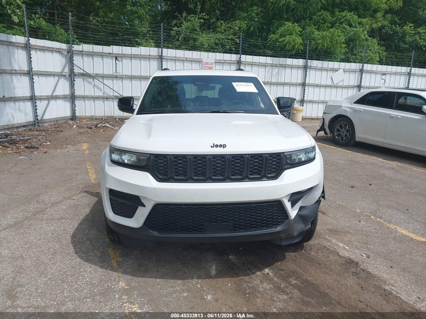 JEEP GRAND CHEROKEE - zdjęcie 12