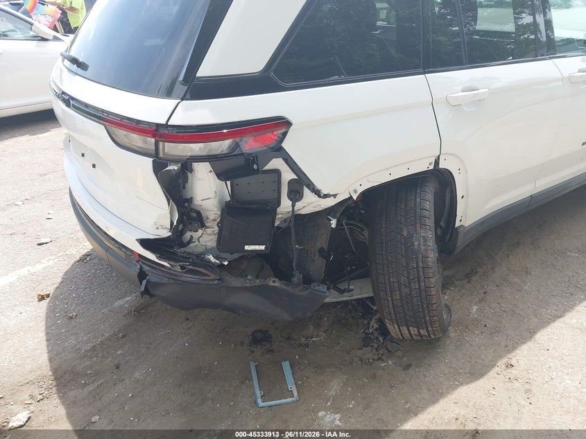JEEP GRAND CHEROKEE - zdjęcie 6