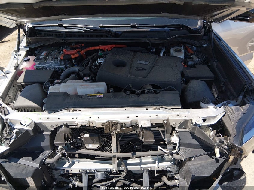 TOYOTA TUNDRA HYBRID - zdjęcie 10