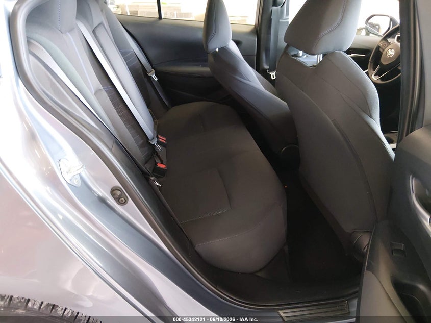 TOYOTA COROLLA - zdjęcie 8