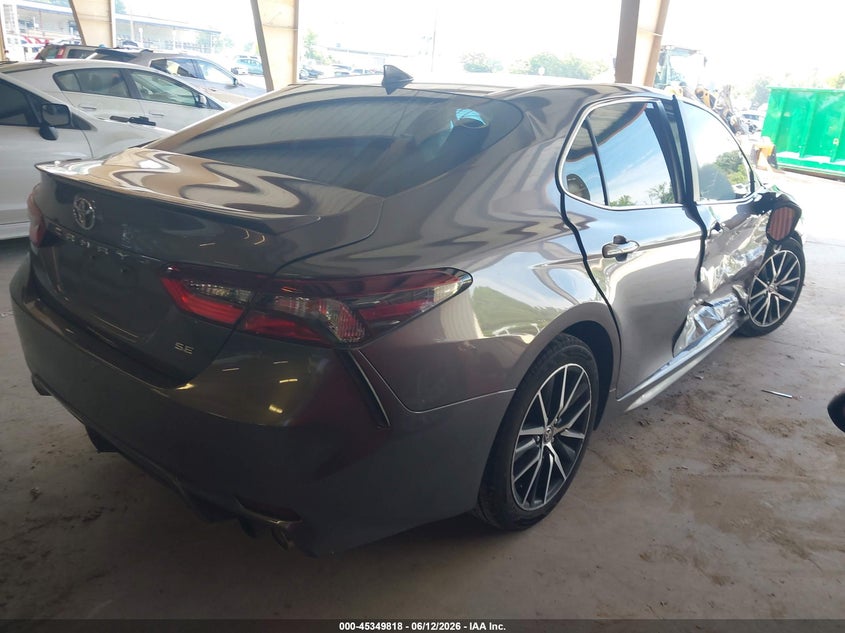TOYOTA CAMRY - zdjęcie 4