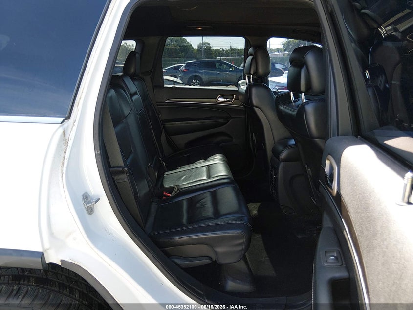JEEP GRAND CHEROKEE - zdjęcie 8