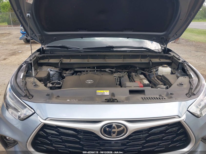 TOYOTA HIGHLANDER - zdjęcie 10