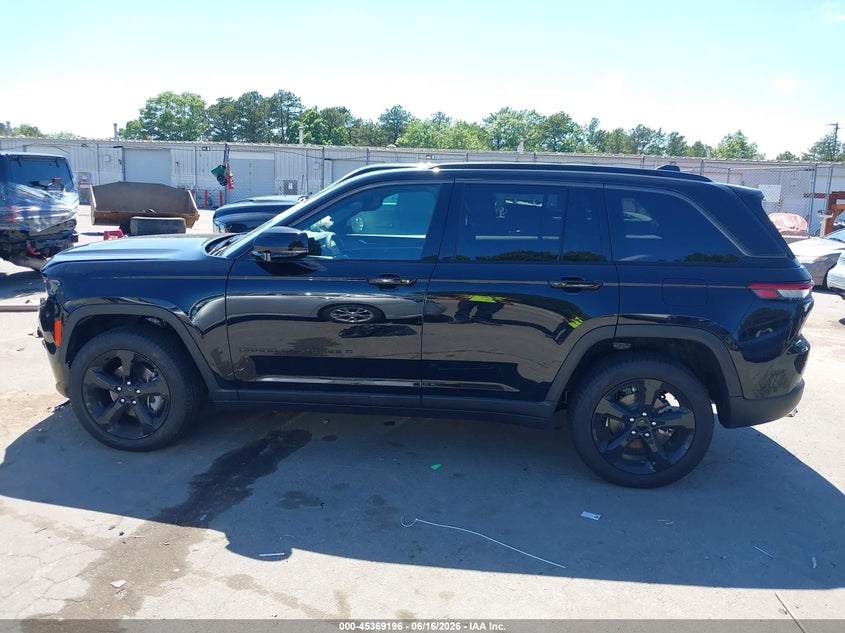 JEEP GRAND CHEROKEE - zdjęcie 14