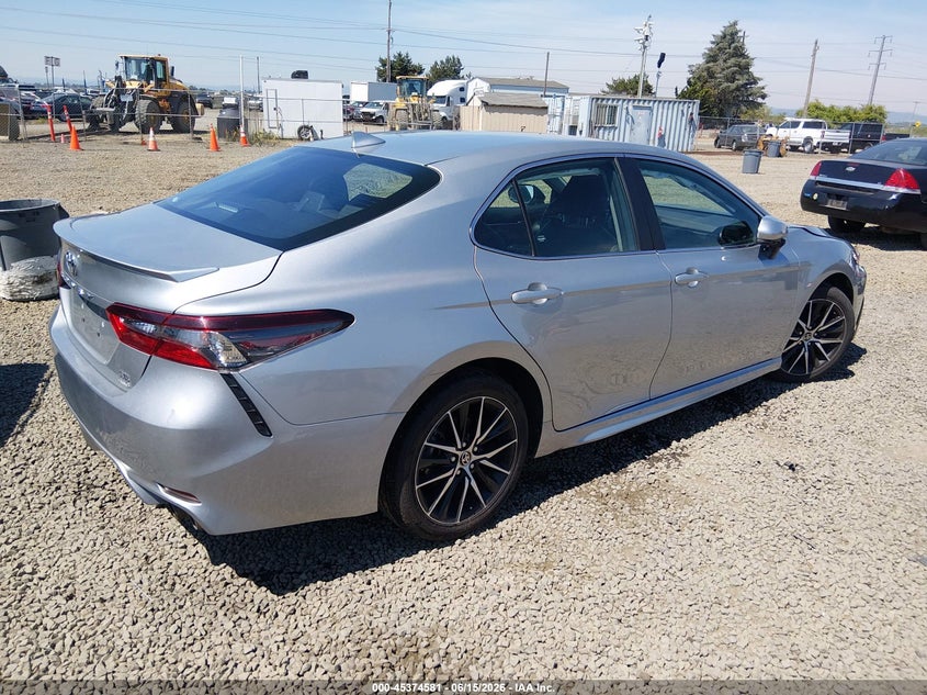 TOYOTA CAMRY - zdjęcie 4
