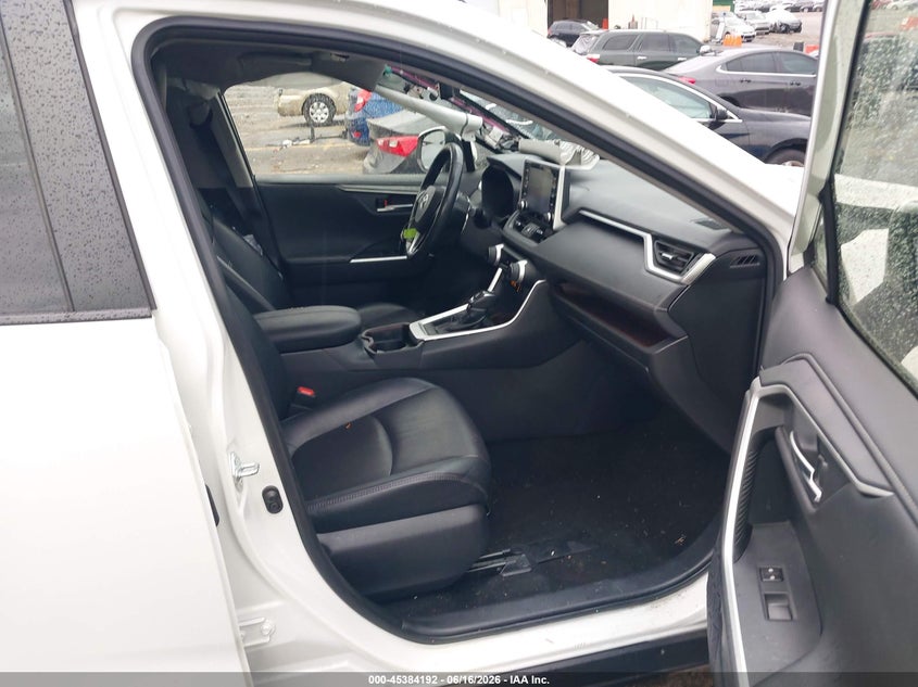 TOYOTA RAV4 - zdjęcie 5