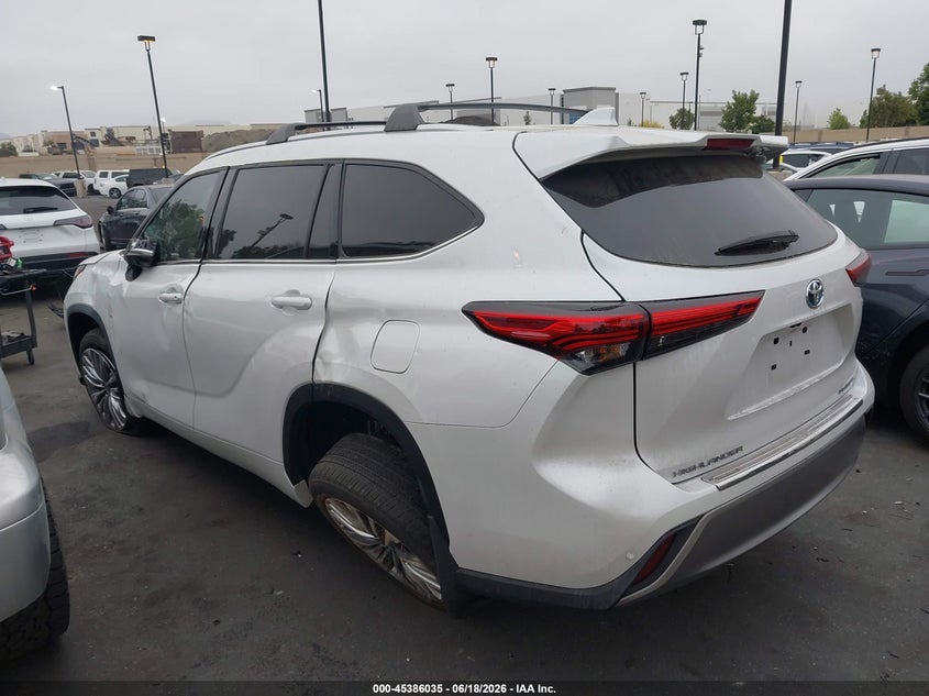 TOYOTA HIGHLANDER - zdjęcie 17