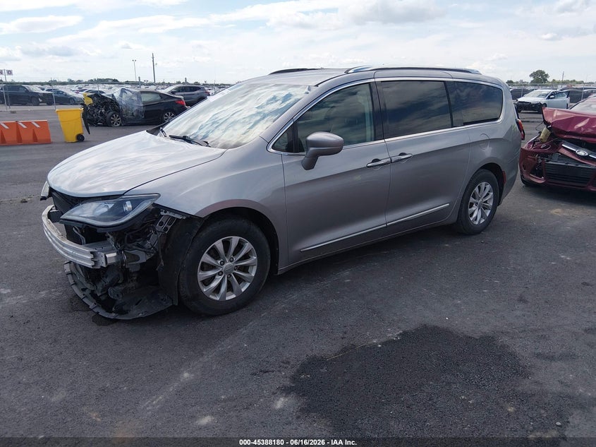 CHRYSLER PACIFICA - zdjęcie 2