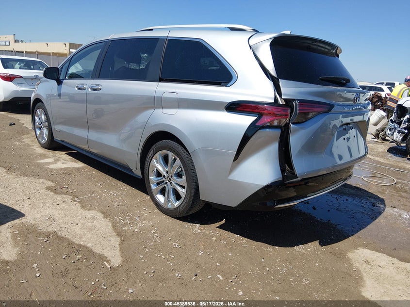 TOYOTA SIENNA - zdjęcie 3