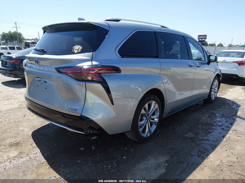 TOYOTA SIENNA - zdjęcie 4