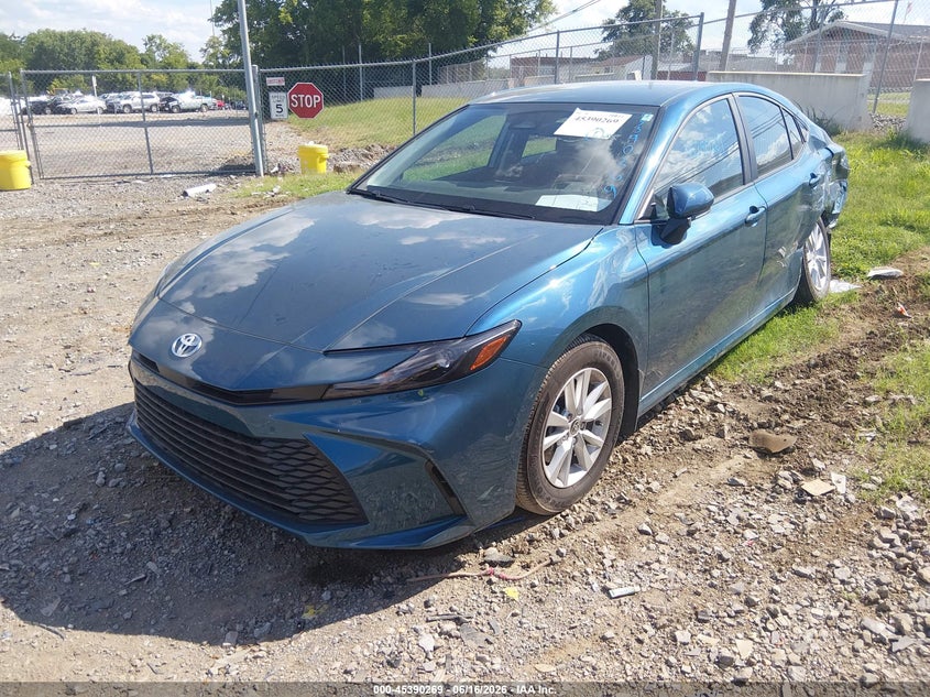 TOYOTA CAMRY - zdjęcie 2