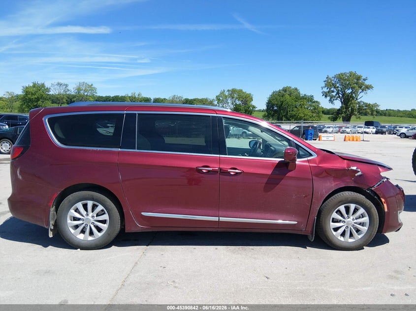 CHRYSLER PACIFICA - zdjęcie 13