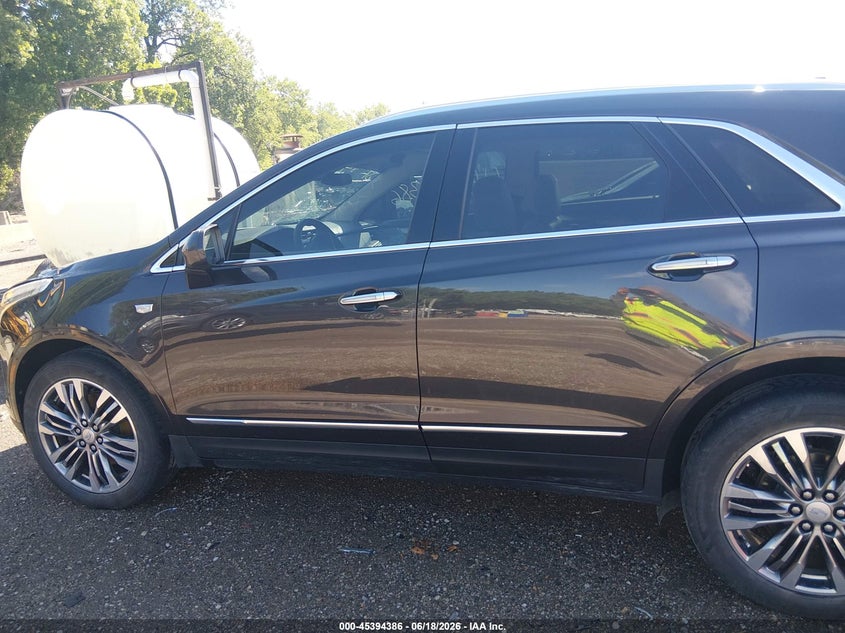 CADILLAC XT5 - zdjęcie 14