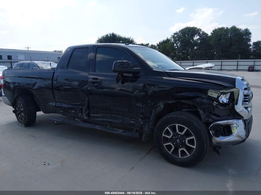 TOYOTA TUNDRA - zdjęcie 13