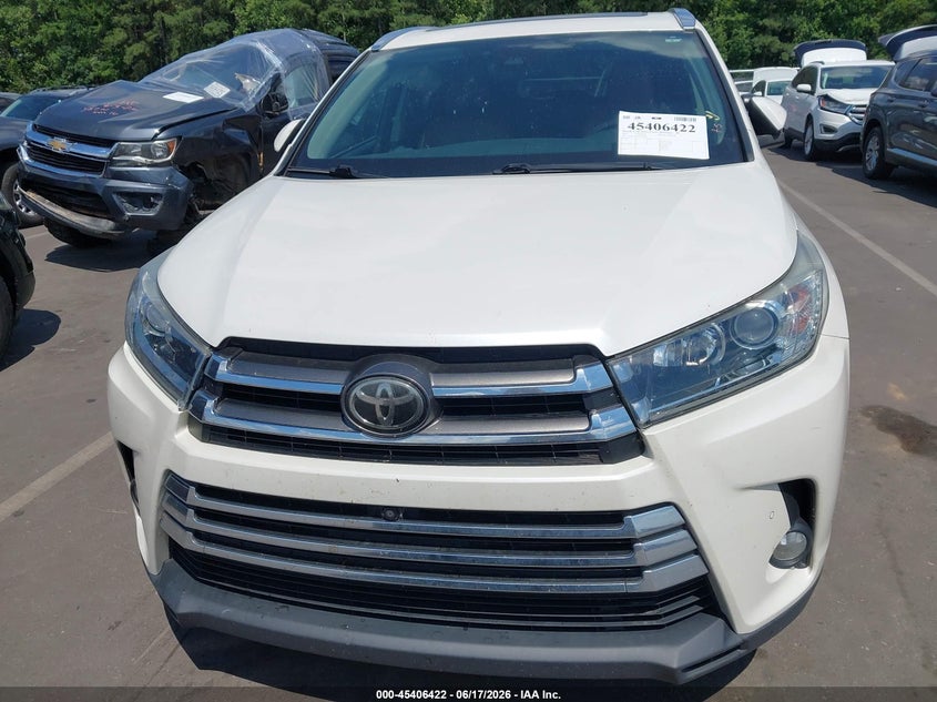 TOYOTA HIGHLANDER - zdjęcie 12