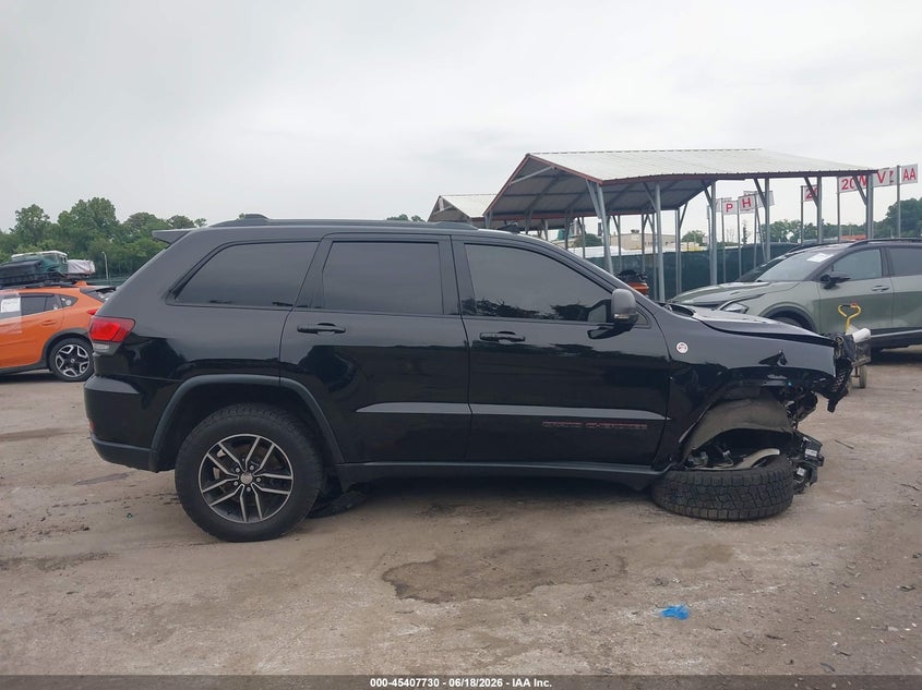 JEEP GRAND CHEROKEE - zdjęcie 14