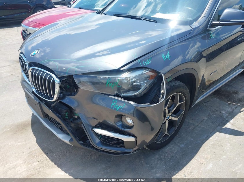BMW X1 - zdjęcie 6