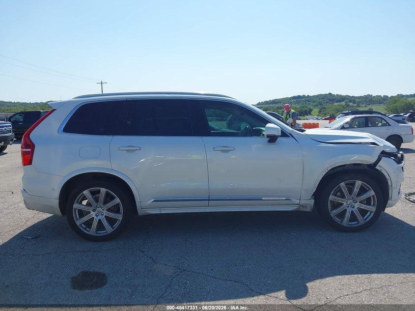 VOLVO XC90 - zdjęcie 14