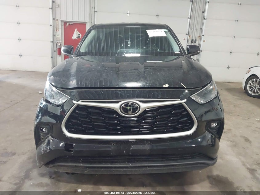 TOYOTA HIGHLANDER - zdjęcie 13