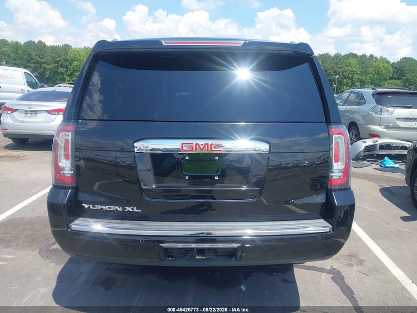 GMC YUKON XL - zdjęcie 16