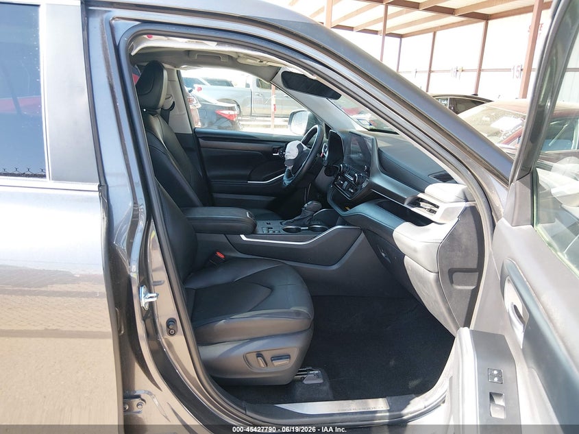 TOYOTA HIGHLANDER - zdjęcie 5