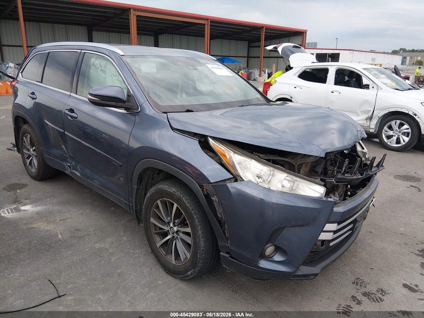 TOYOTA HIGHLANDER - zdjęcie 1