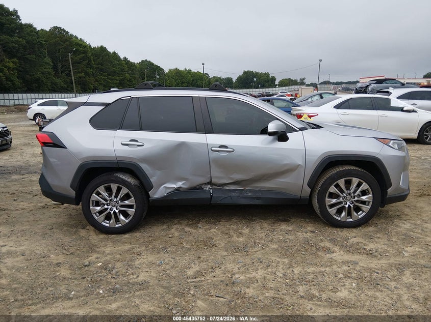 TOYOTA RAV4 - zdjęcie 14
