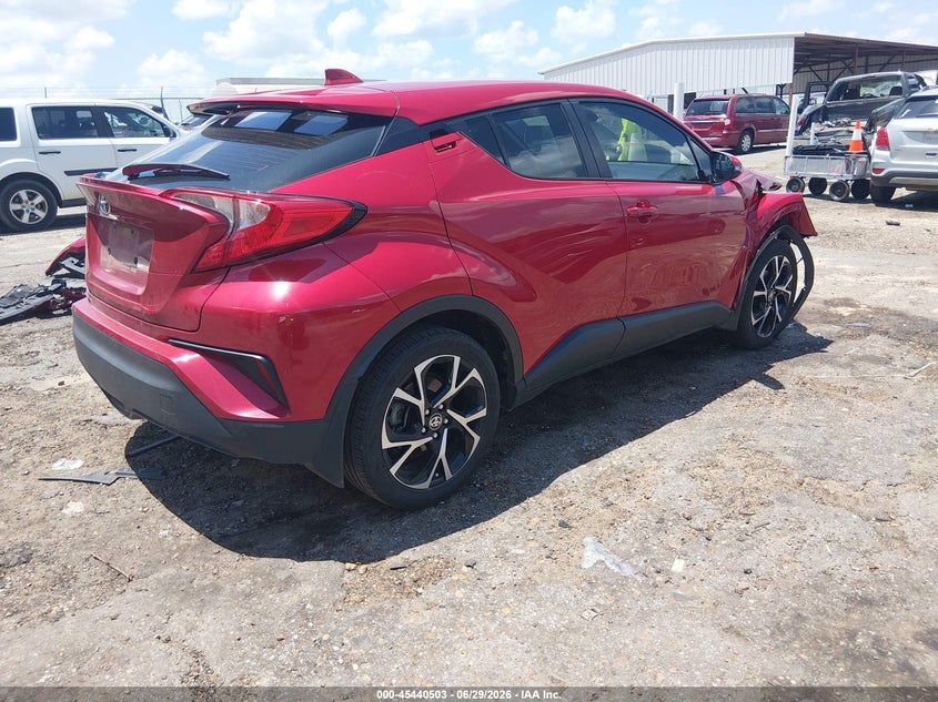 TOYOTA C-HR - zdjęcie 4