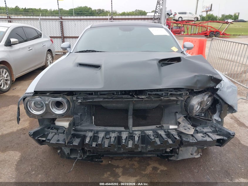 DODGE CHALLENGER - zdjęcie 12