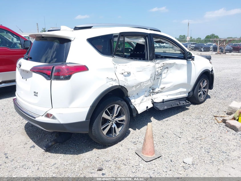 TOYOTA RAV4 - zdjęcie 4