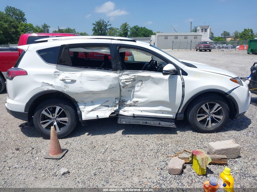 TOYOTA RAV4 - zdjęcie 6