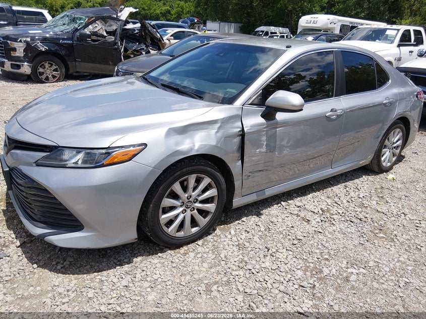 TOYOTA CAMRY - zdjęcie 6