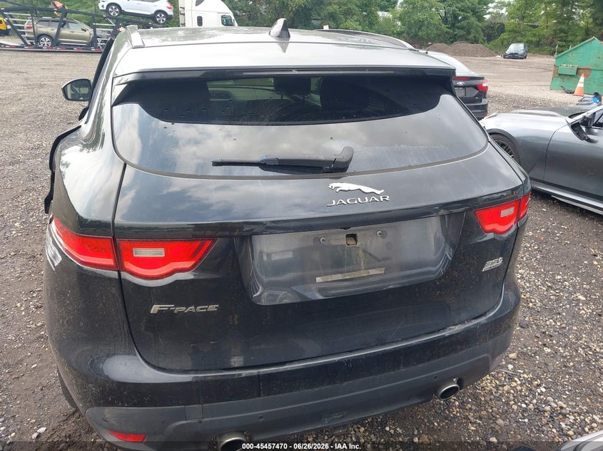 JAGUAR F-PACE - zdjęcie 16