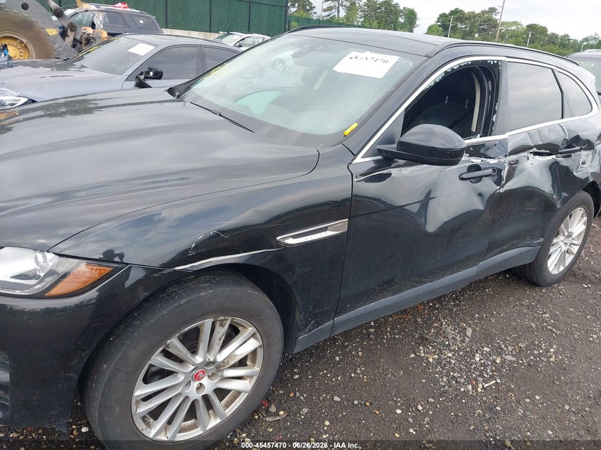 JAGUAR F-PACE - zdjęcie 6