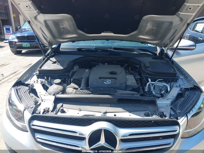 MERCEDES-BENZ GLC 300 - zdjęcie 10