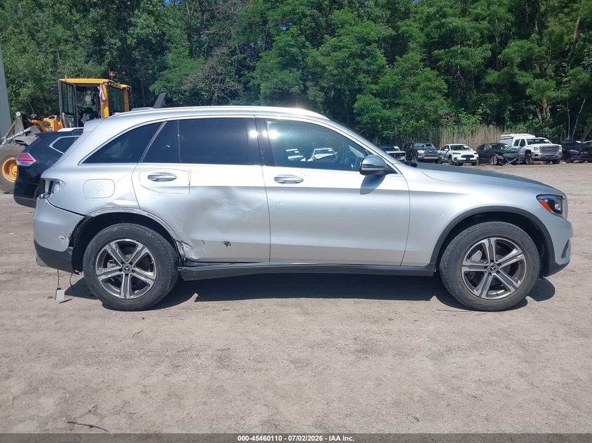 MERCEDES-BENZ GLC 300 - zdjęcie 13