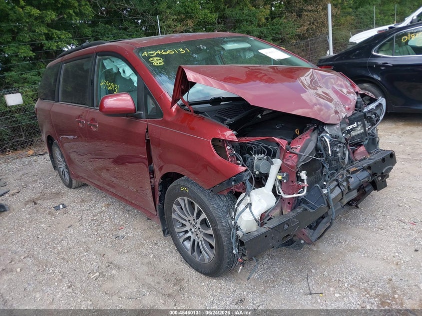 2018 Toyota Sienna Xle 8 Passenger VIN 5TDYZ3DC9JS939404
