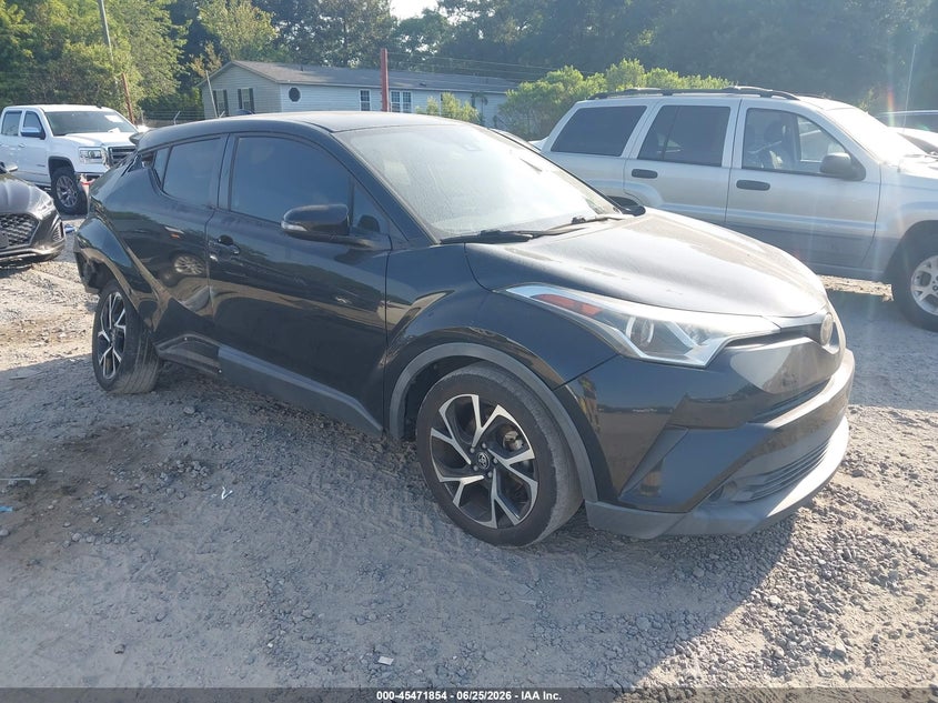 TOYOTA C-HR - zdjęcie 1